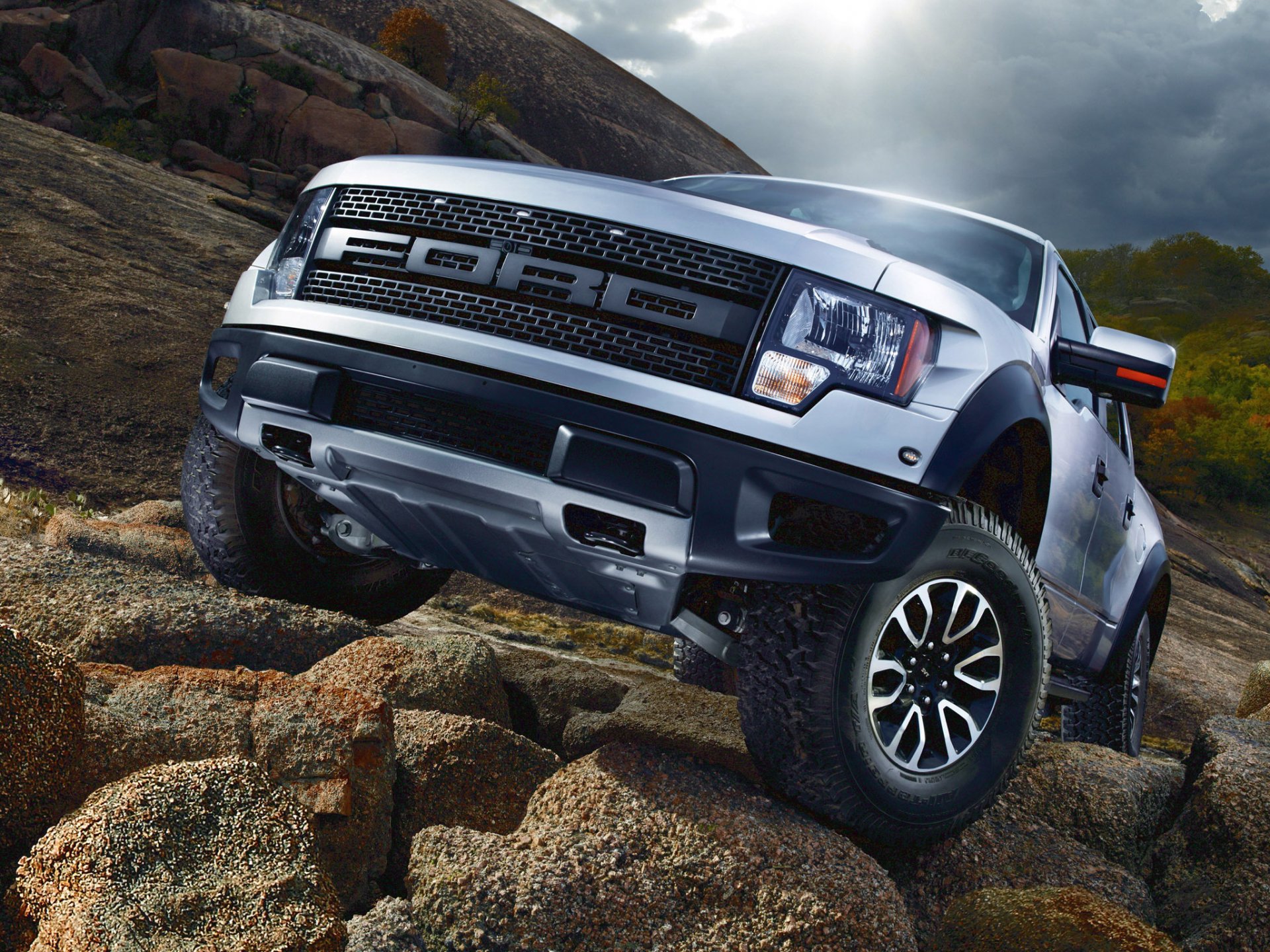 ford f-150 svt raptor supercrew f-150 raptor supercrew messa a punto anteriore gorai pendenza pietre