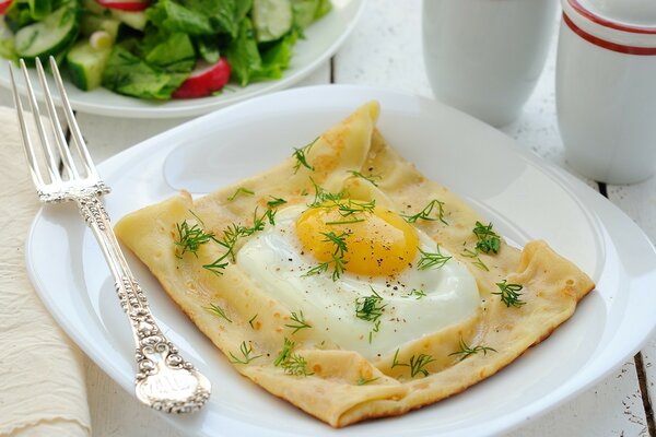 Foto Frühstück Pfannkuchen und Eier