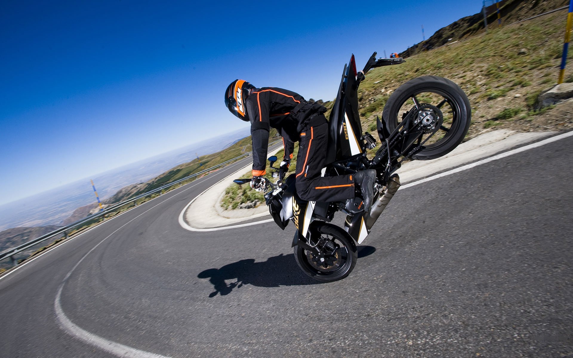 ktm 690 duke rowery szosowe triki motocykle 1920x1200