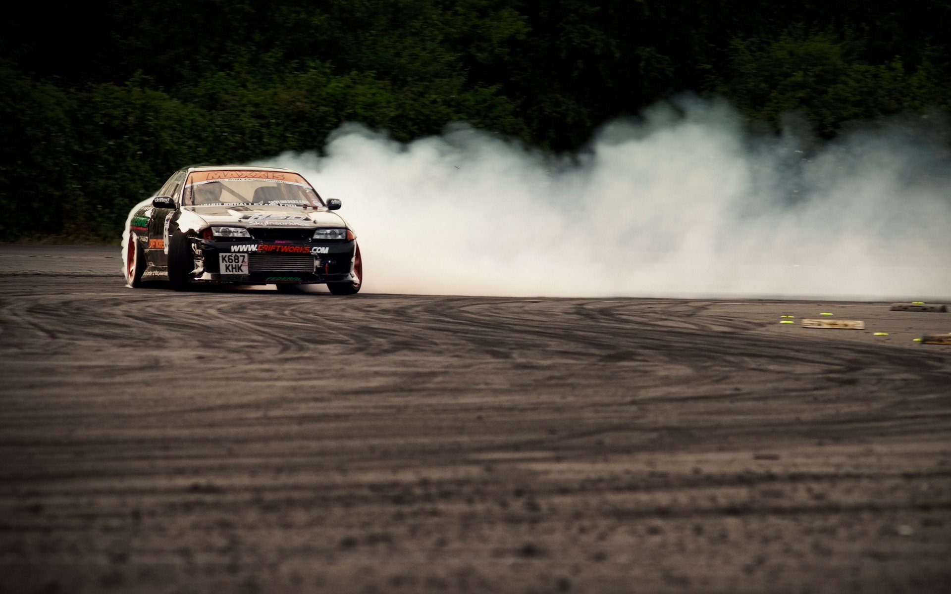 nissan skyline r32 driftworks schwarz