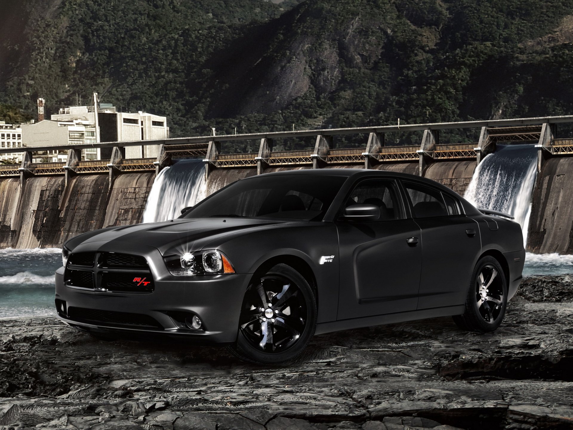 schivare caricatore r / t fast five dodge caricatore versione speciale fast and furious 5 diga acqua