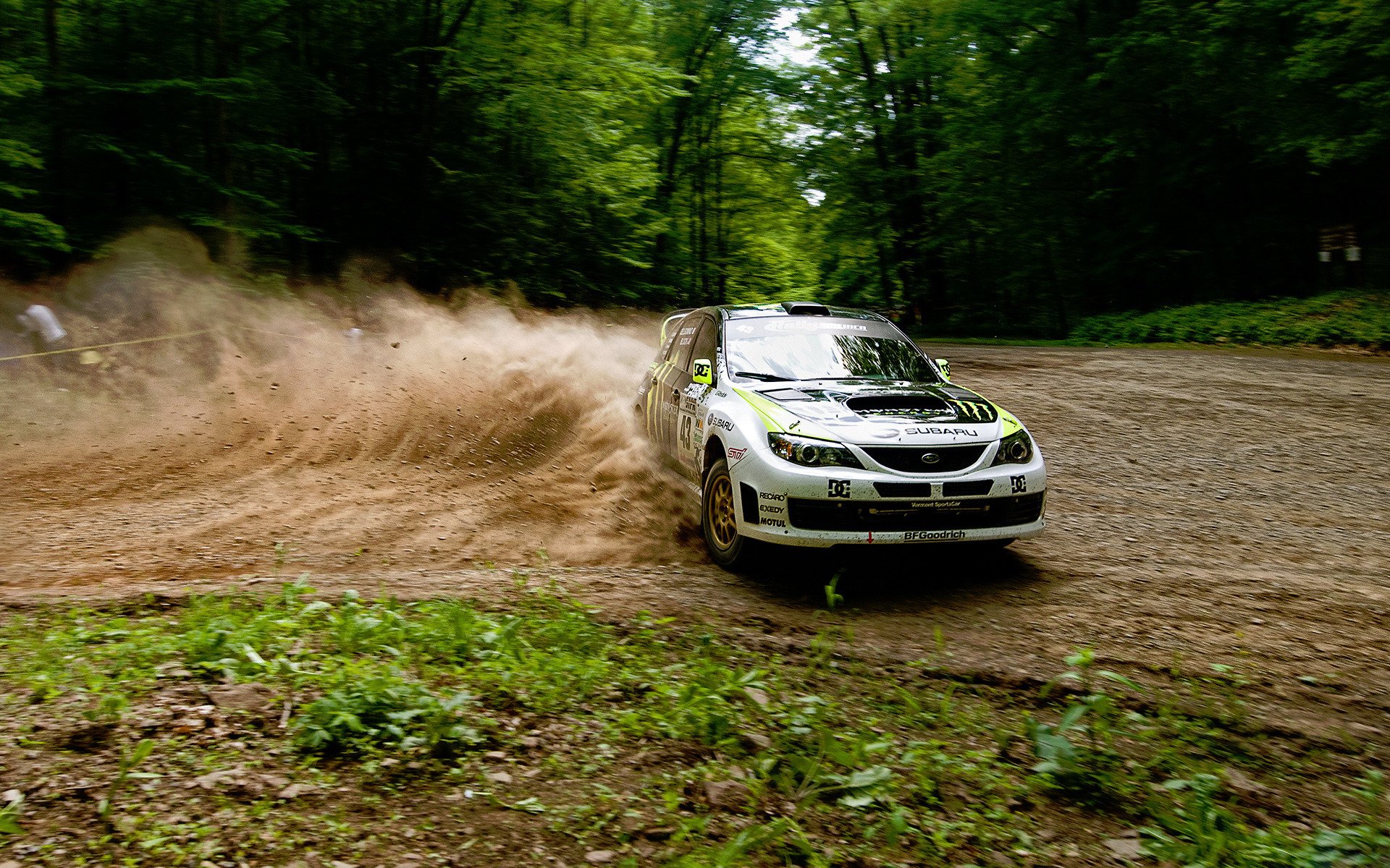 corsa velocità skid foresta subaru