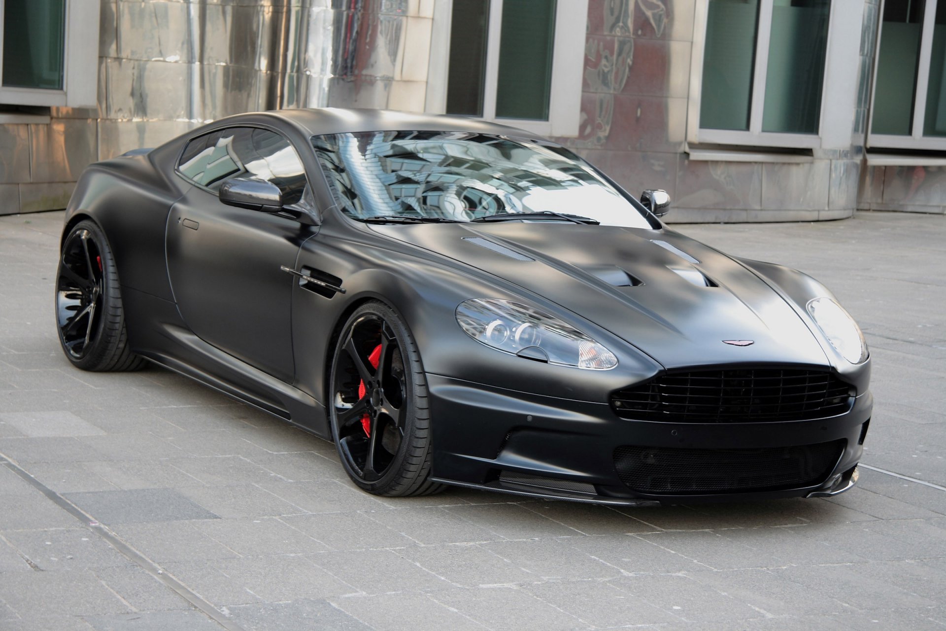 aston martin dbs surpasse black edition tuning voiture voiture 2400x1600