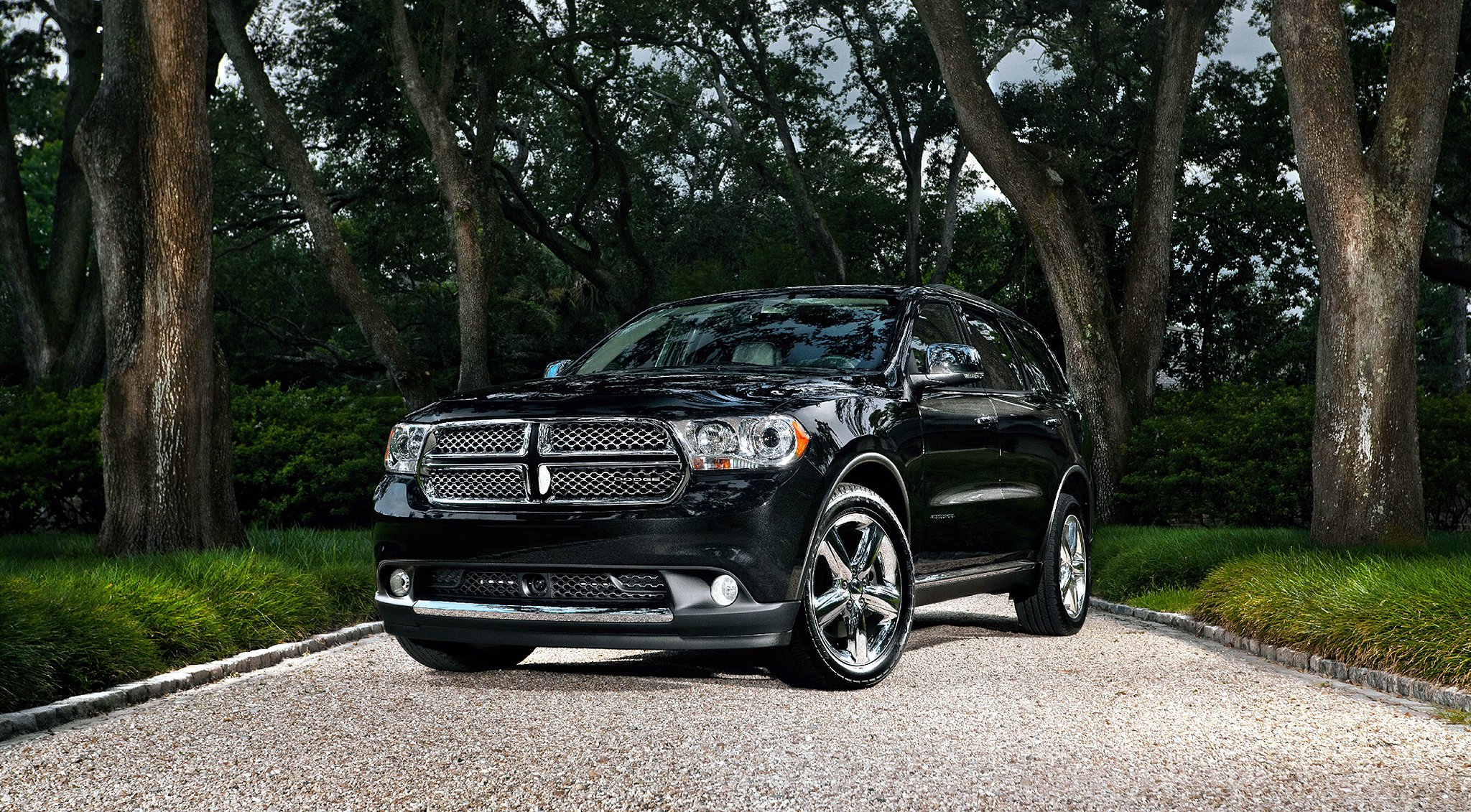 dodge durango negro coche