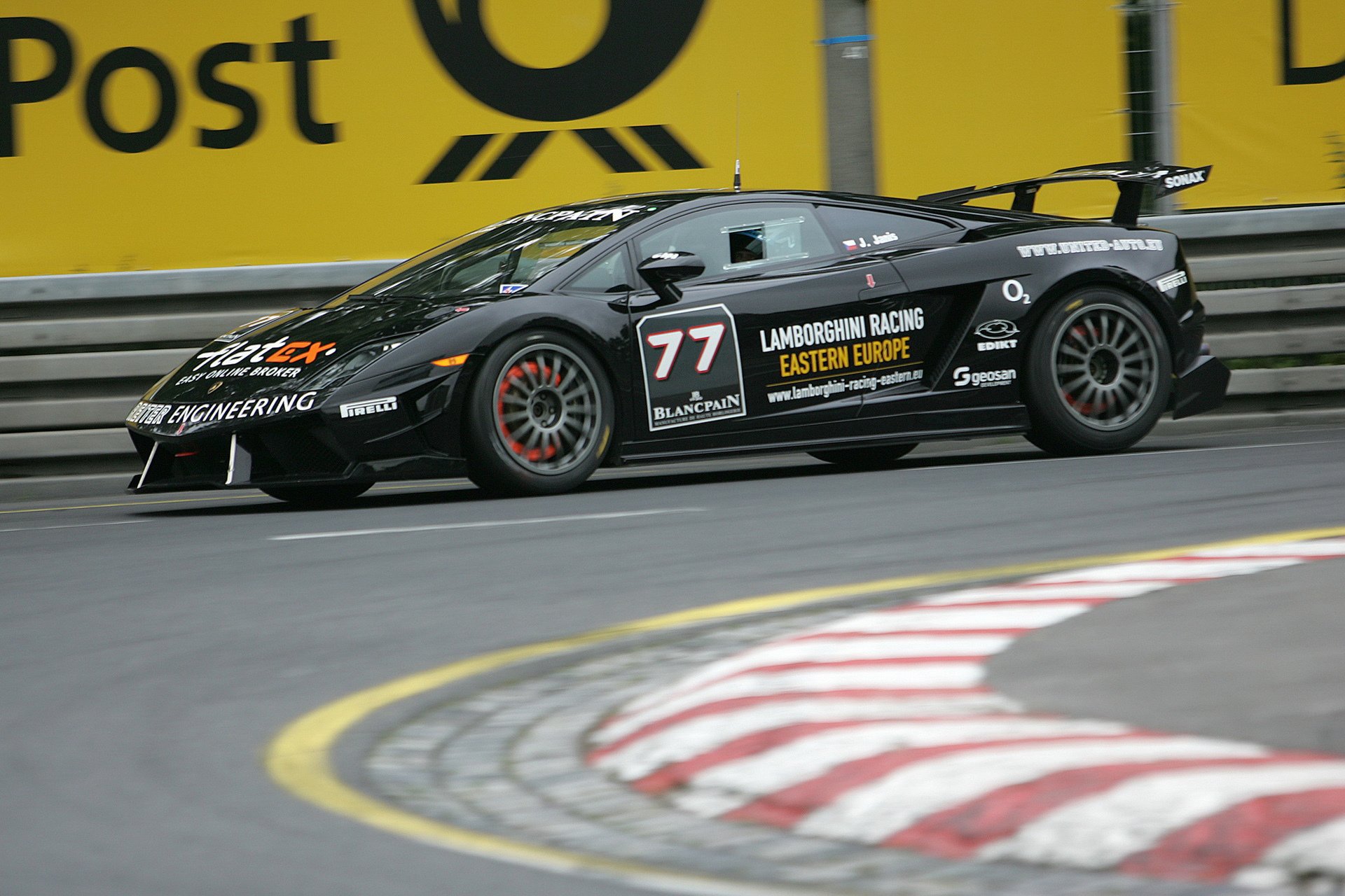 race track lamborghini gallardo lp560