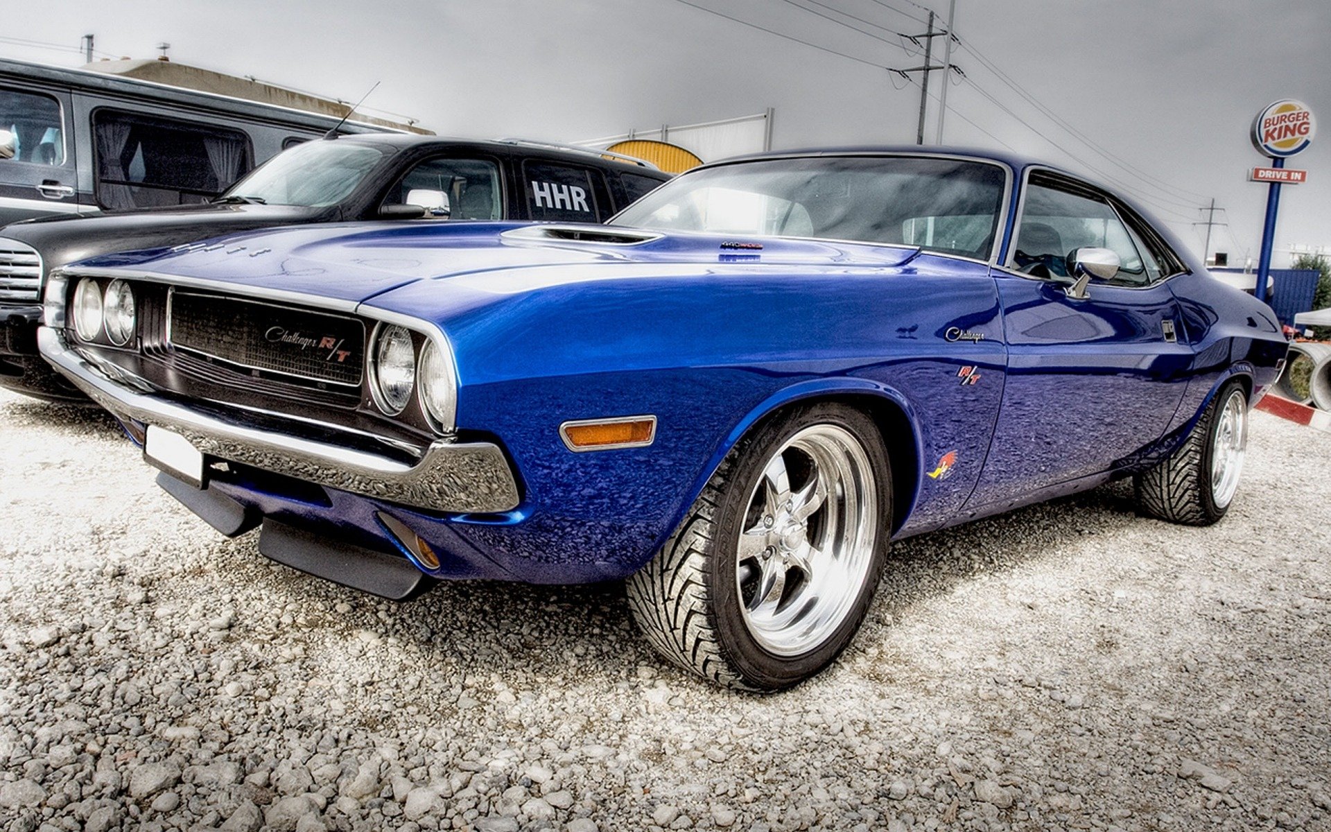 dodge challenger coches piedras