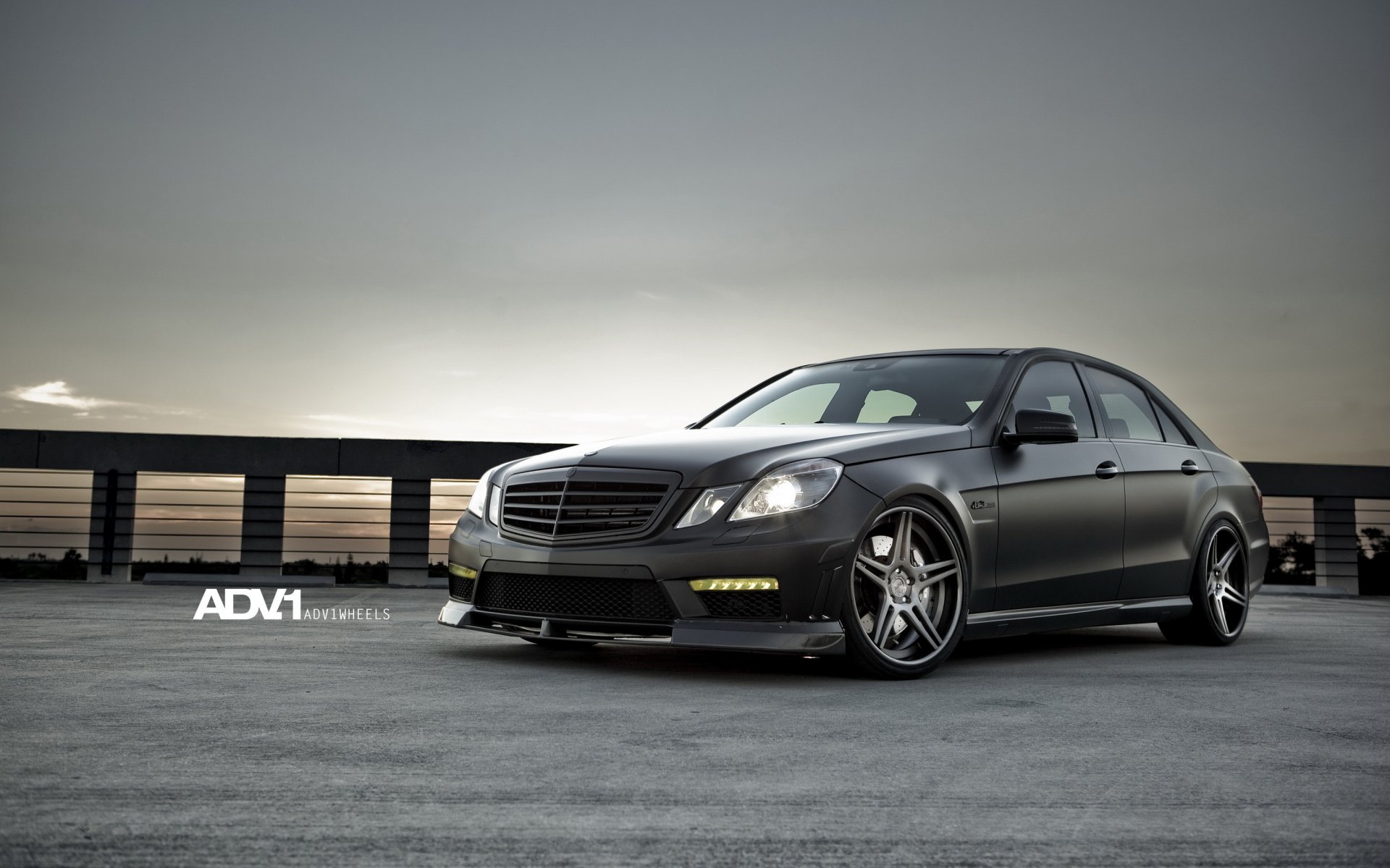 mercedes mercedes e63 amg tuning schwarz matt