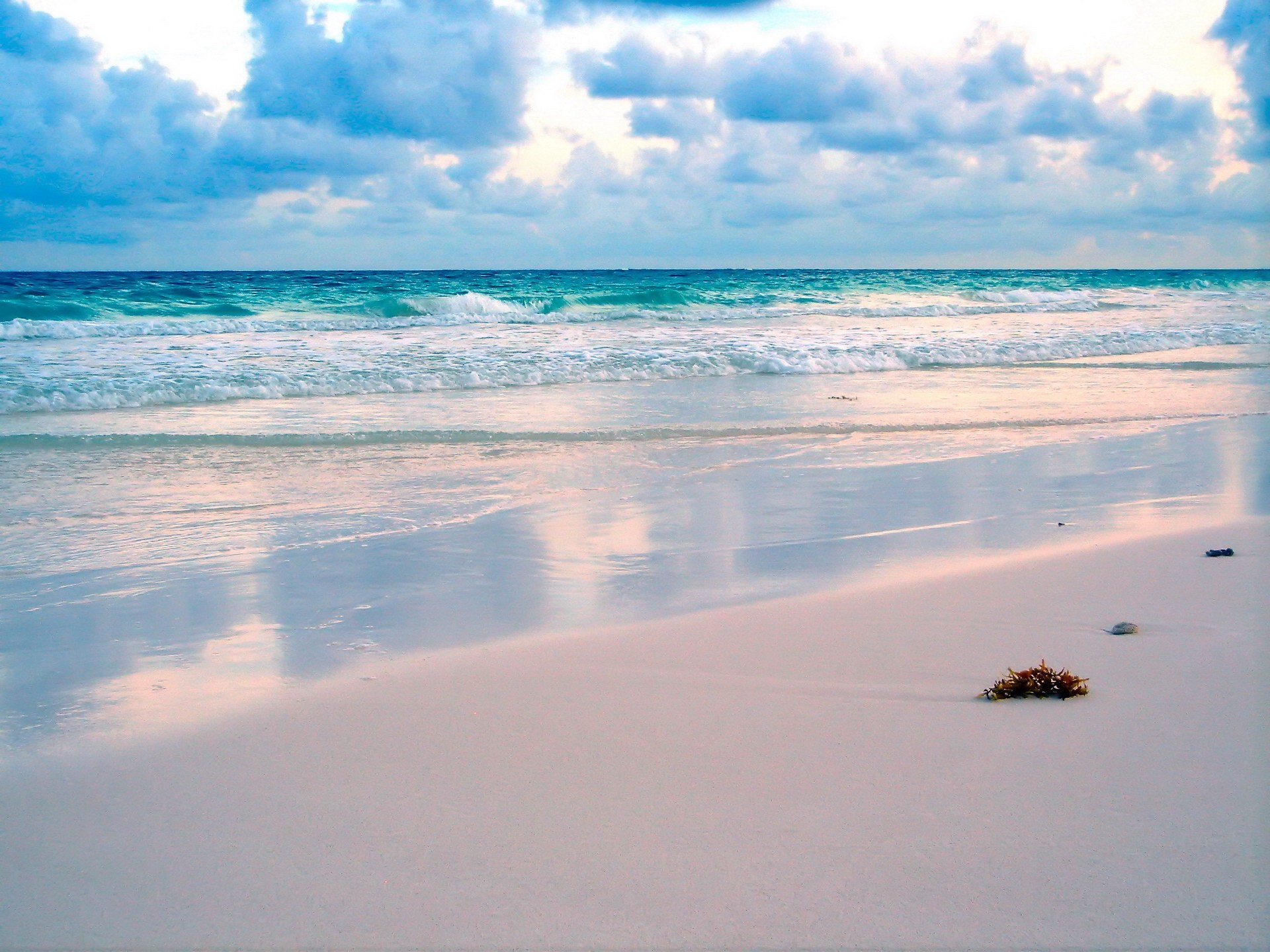 plage sable vagues