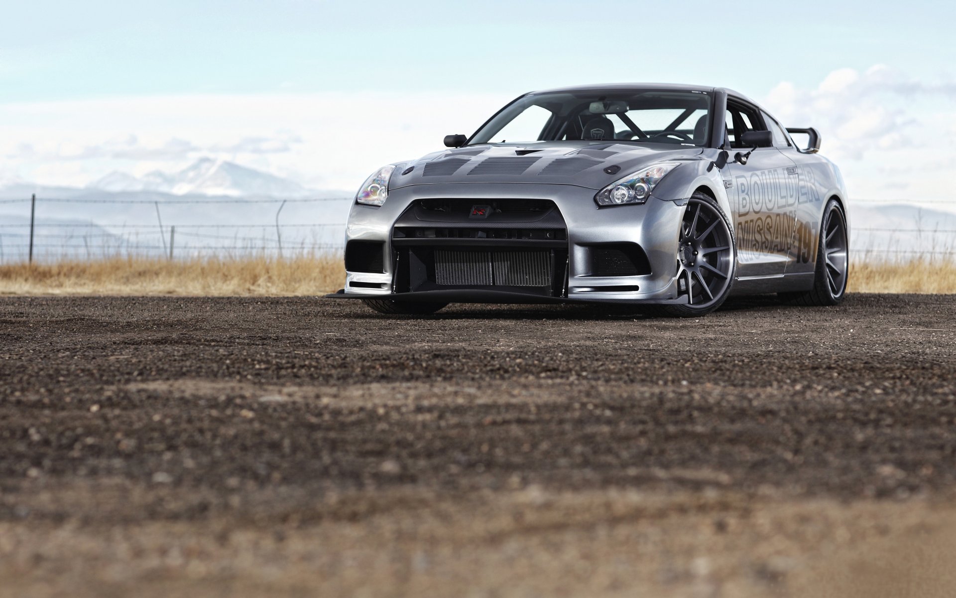 nissan gtr nissan foto di automobili carriole strada pietre auto widescreen