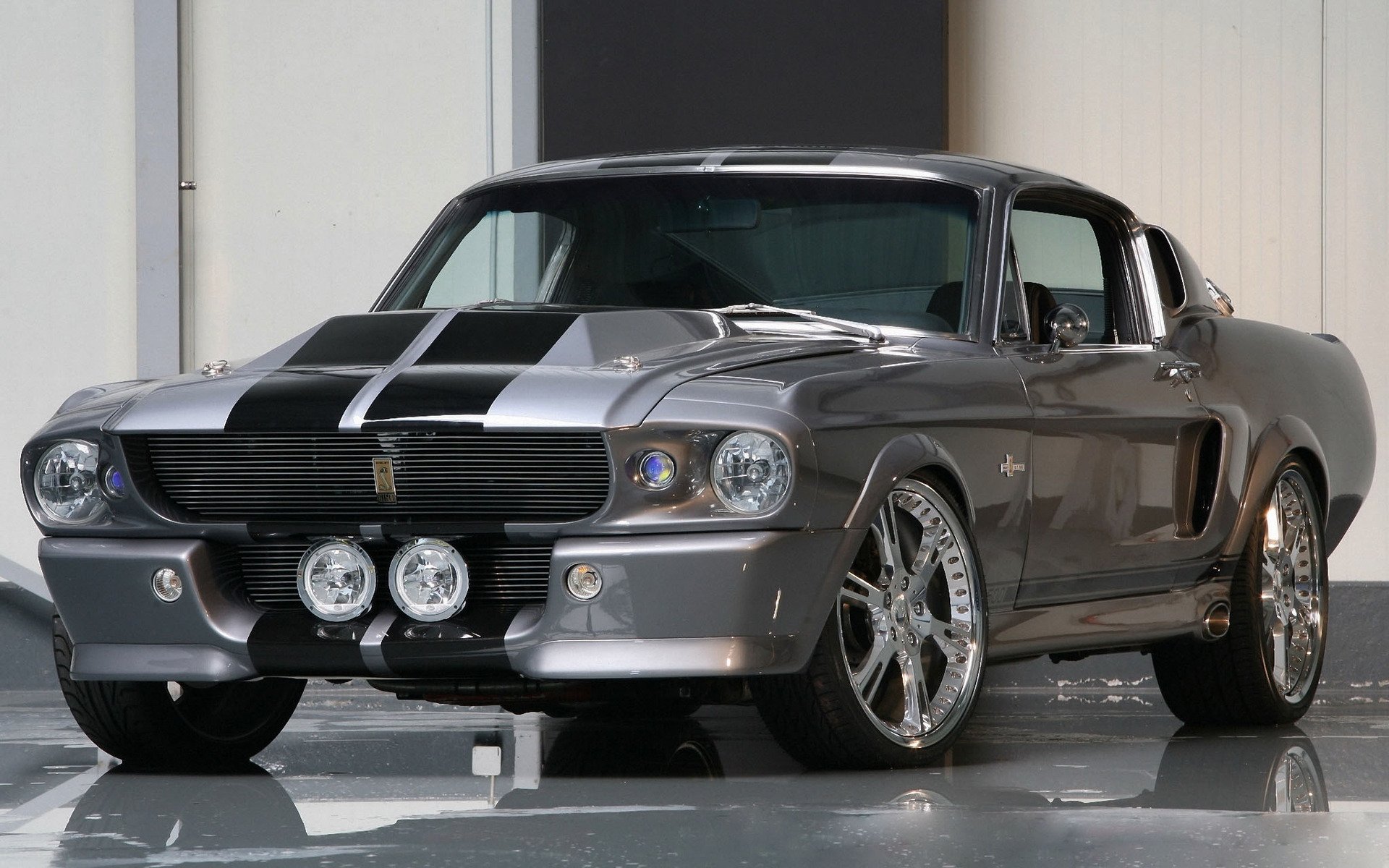 coche del músculo ford mustang shelby gt500 eleanor plata