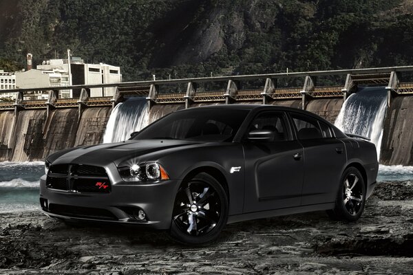 DODGE CHARGER VERSIONE SPECIALE INCARNAZIONE DEL POTERE