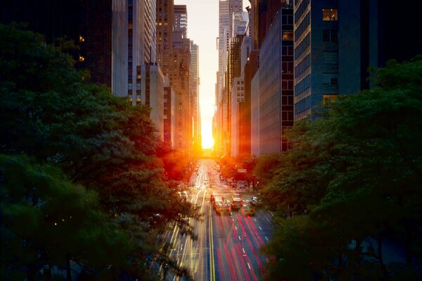 Gorgeous sunset on the streets of Manhattan