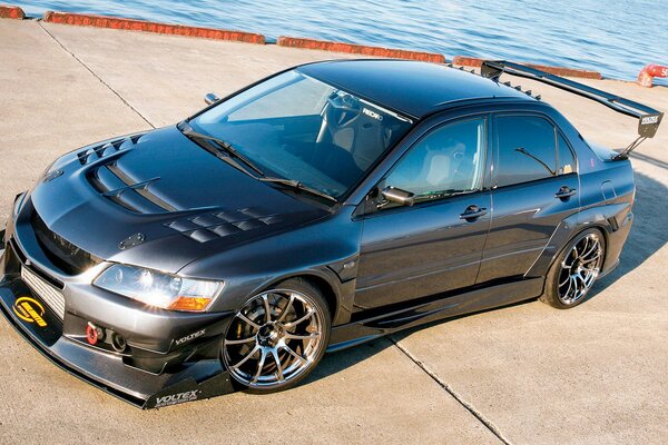 Mitsubishi Tuning profesional vista superior