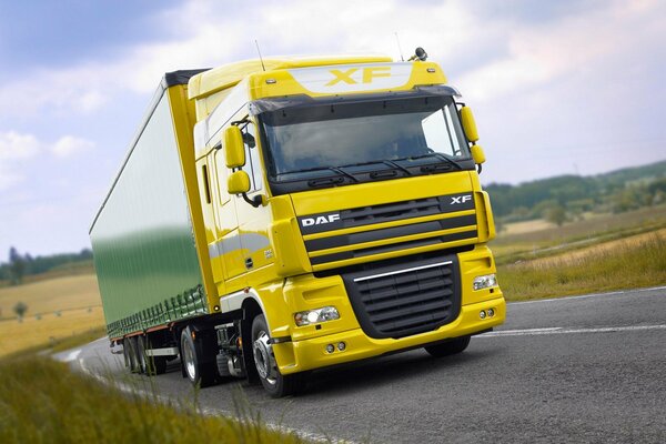 A Dutch daf truck on the road