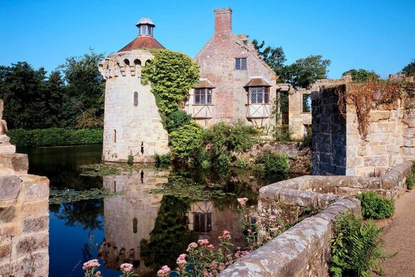 Château anglais au matin