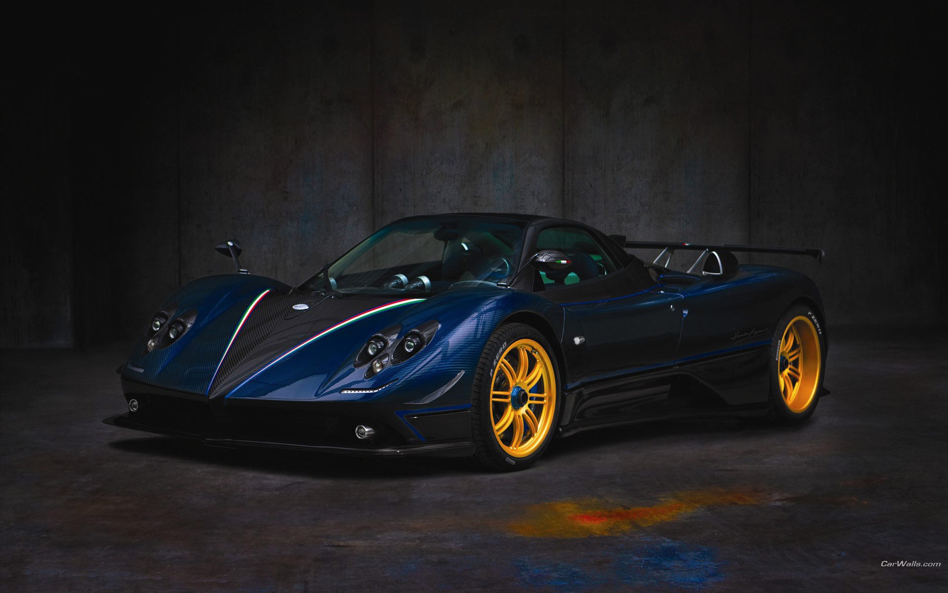 pagani zonda tricolor