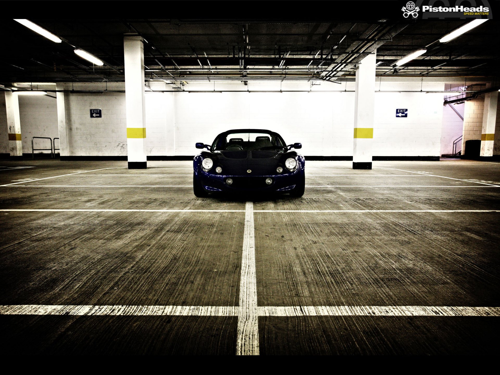 underground parking lotus elise