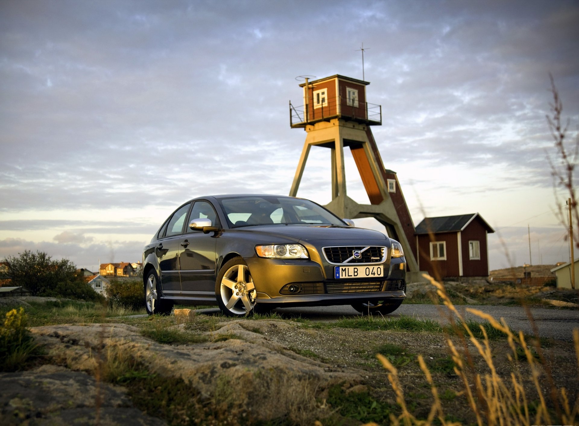 volvo s40 машины r-design