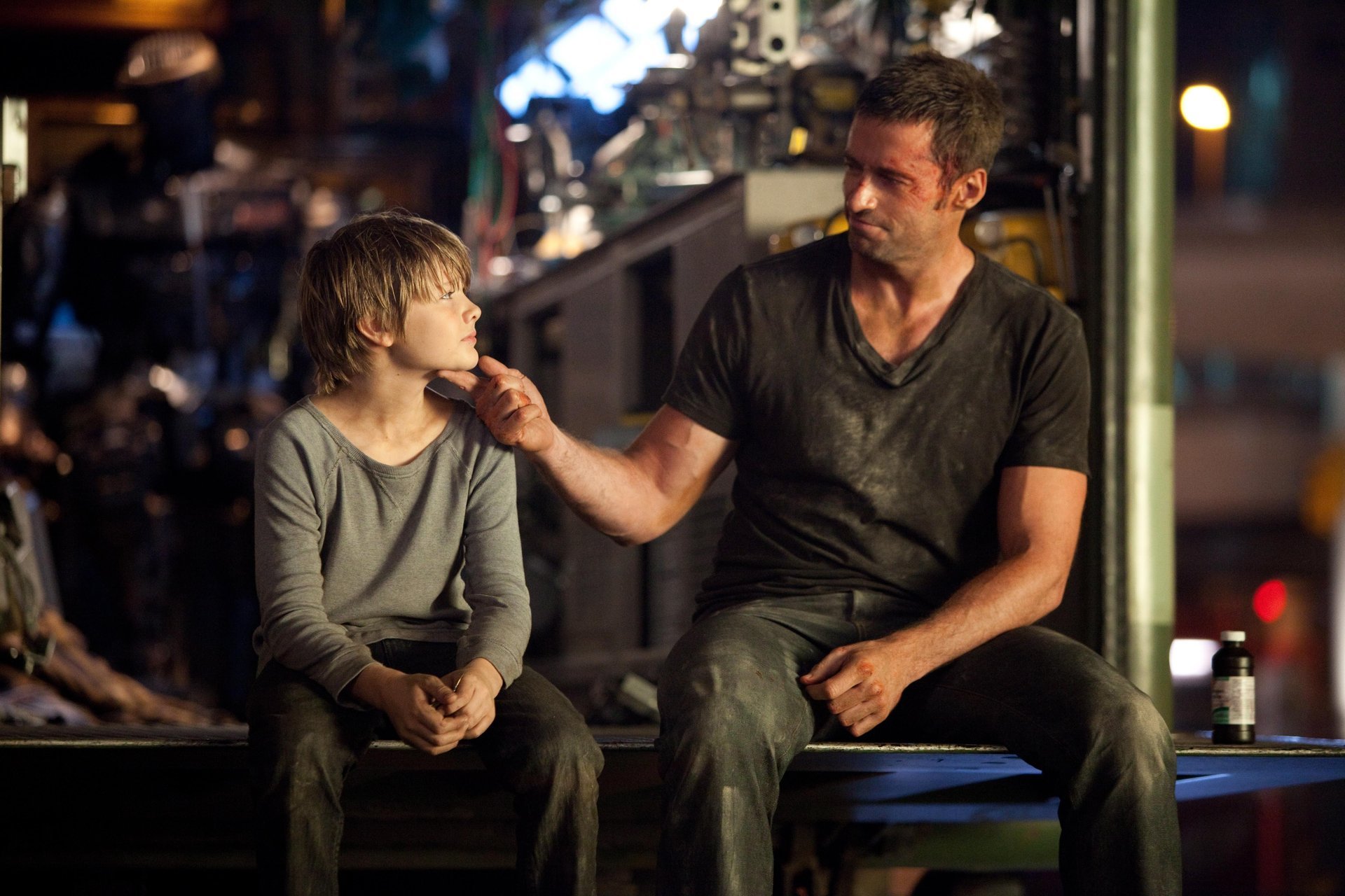 dakota goyo żywa stal hugh jackman