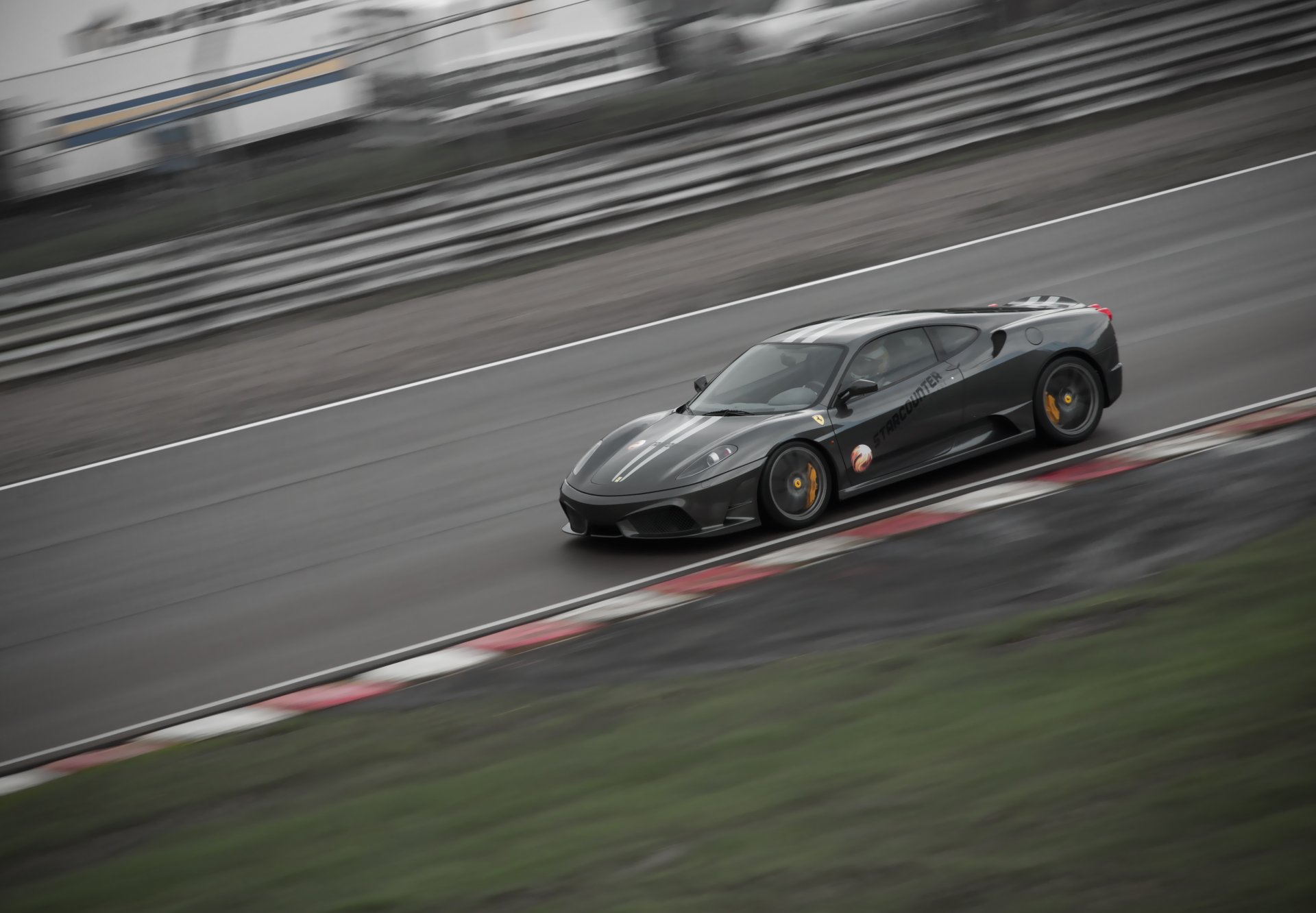 ferrari f430 piste vitesse