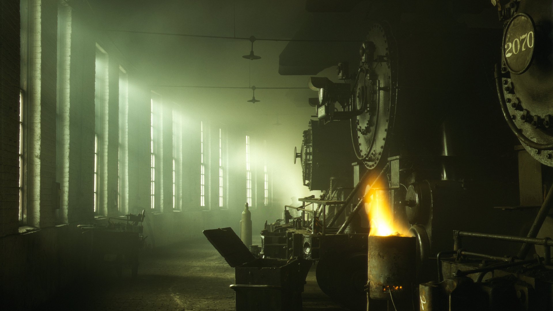 dépôt locomotives à vapeur lumière fenêtres