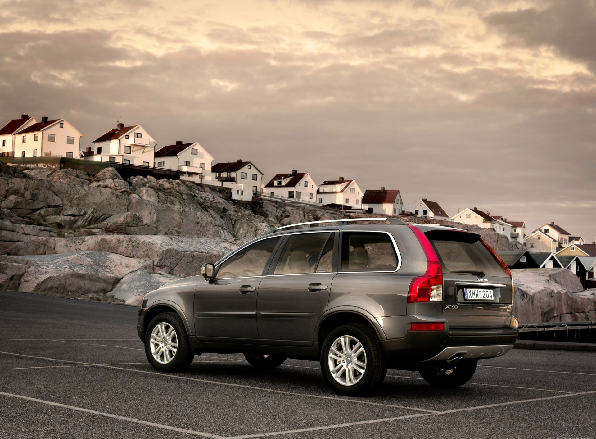 volvo xc90 voitures v8 arrière