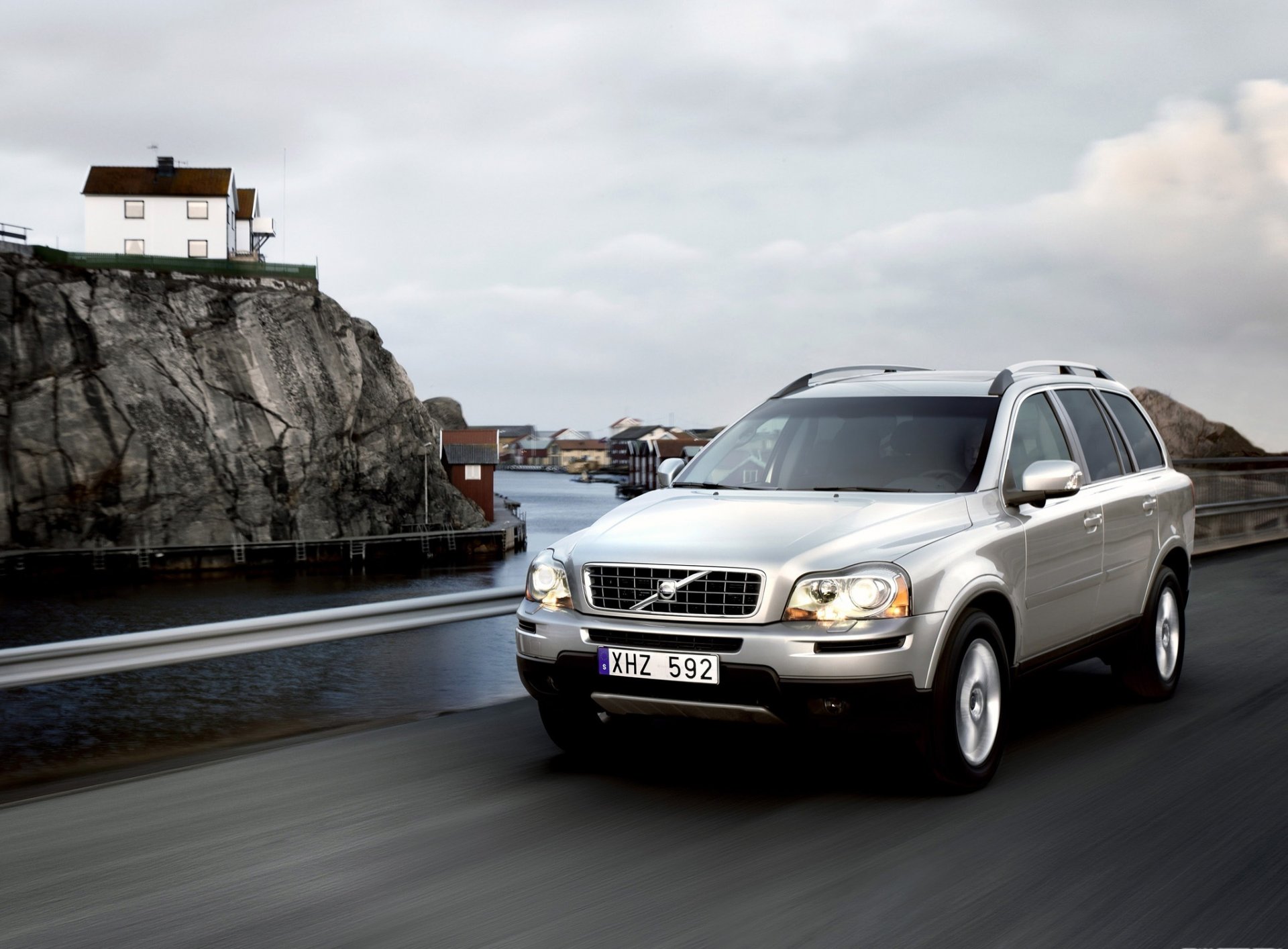 volvo xc90 machinery road