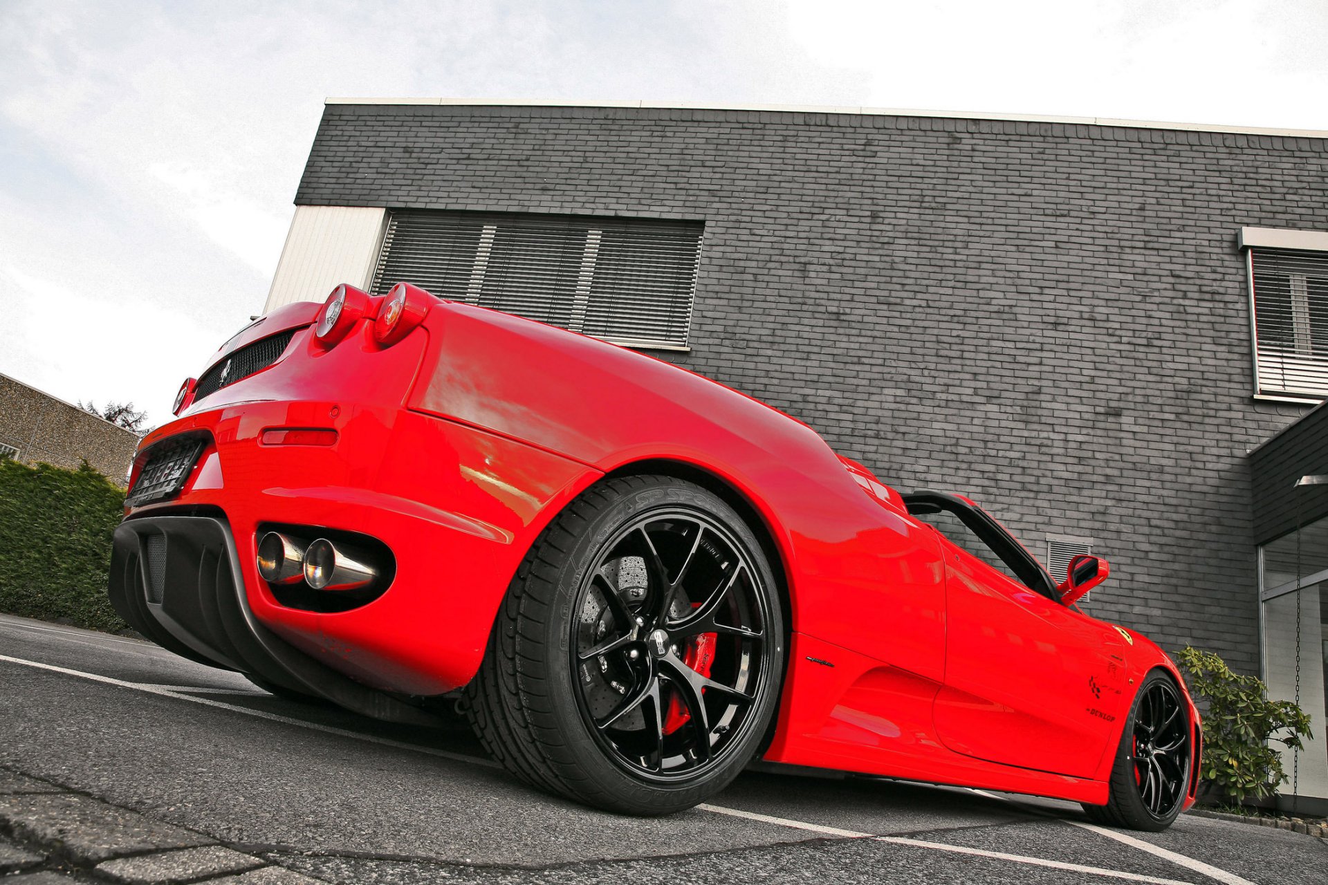 ferrari rojo tuning