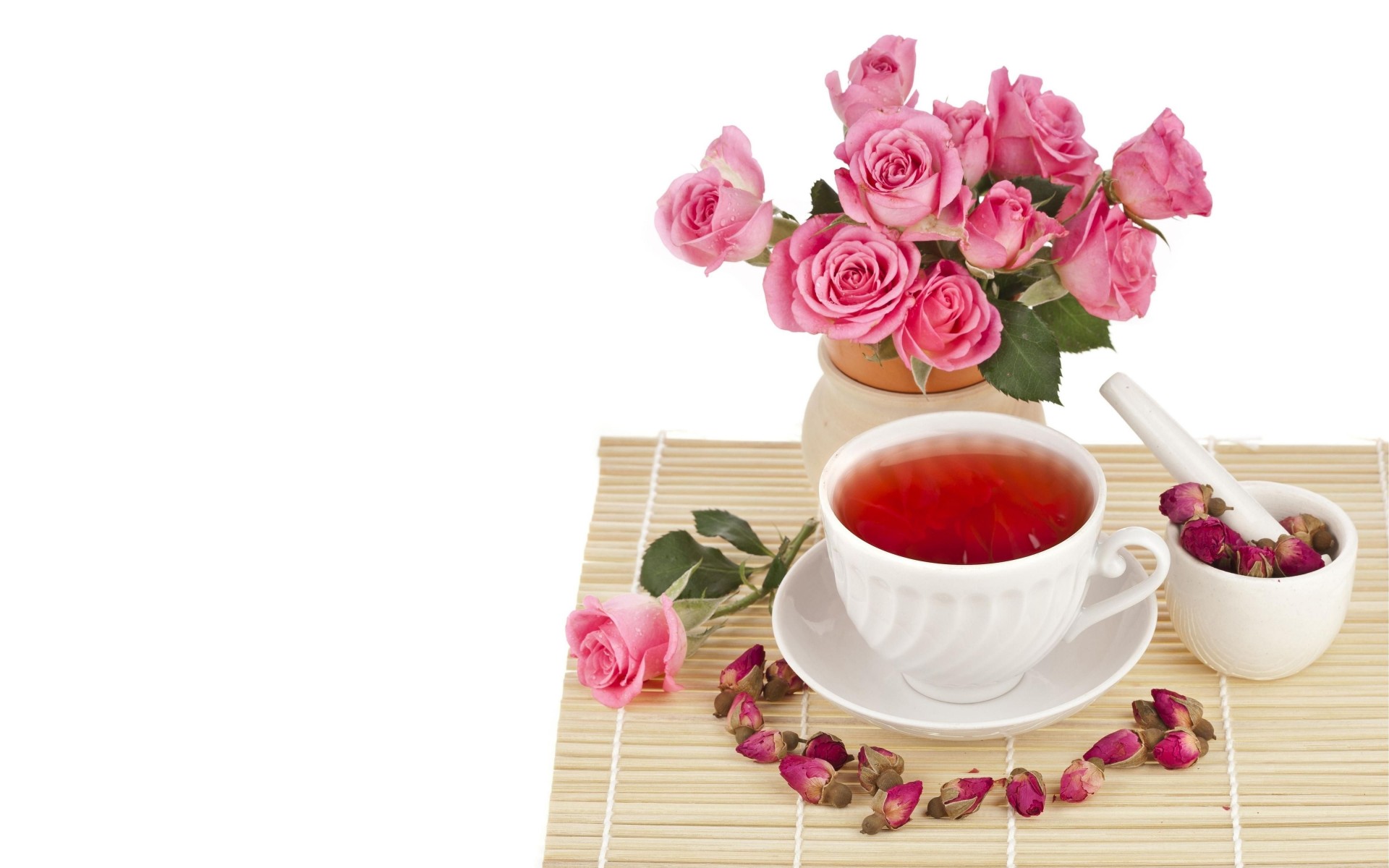 mortar buds tea roses cup