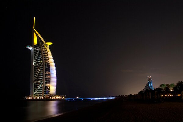 Night photo of a lighted building in Dubai