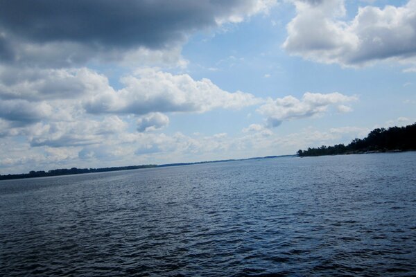 Beautiful view of the summer Volga