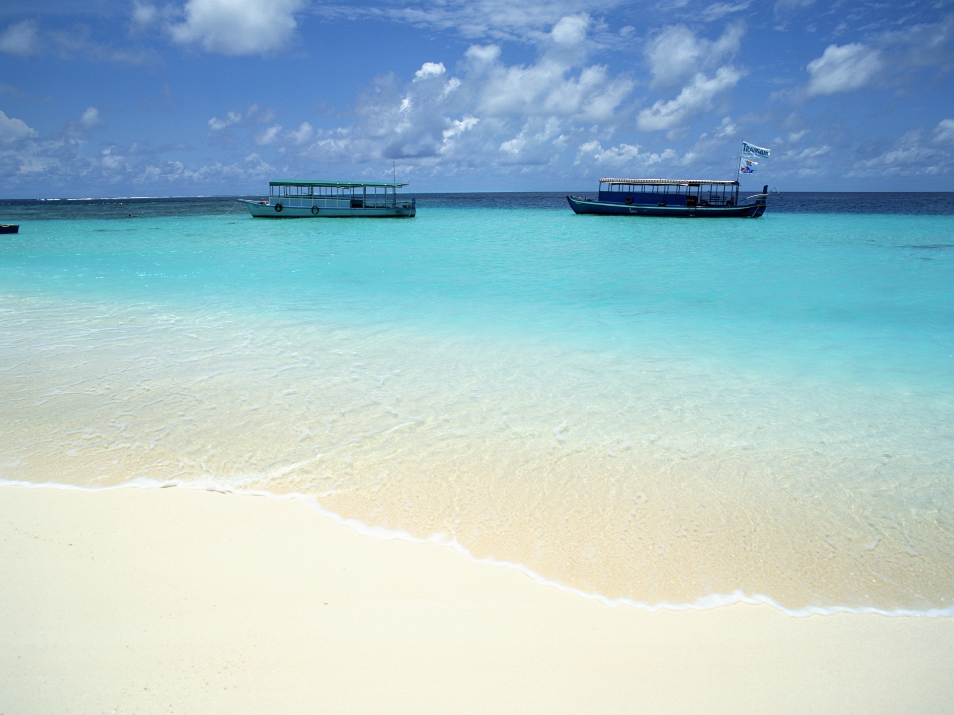 côte mer bateaux