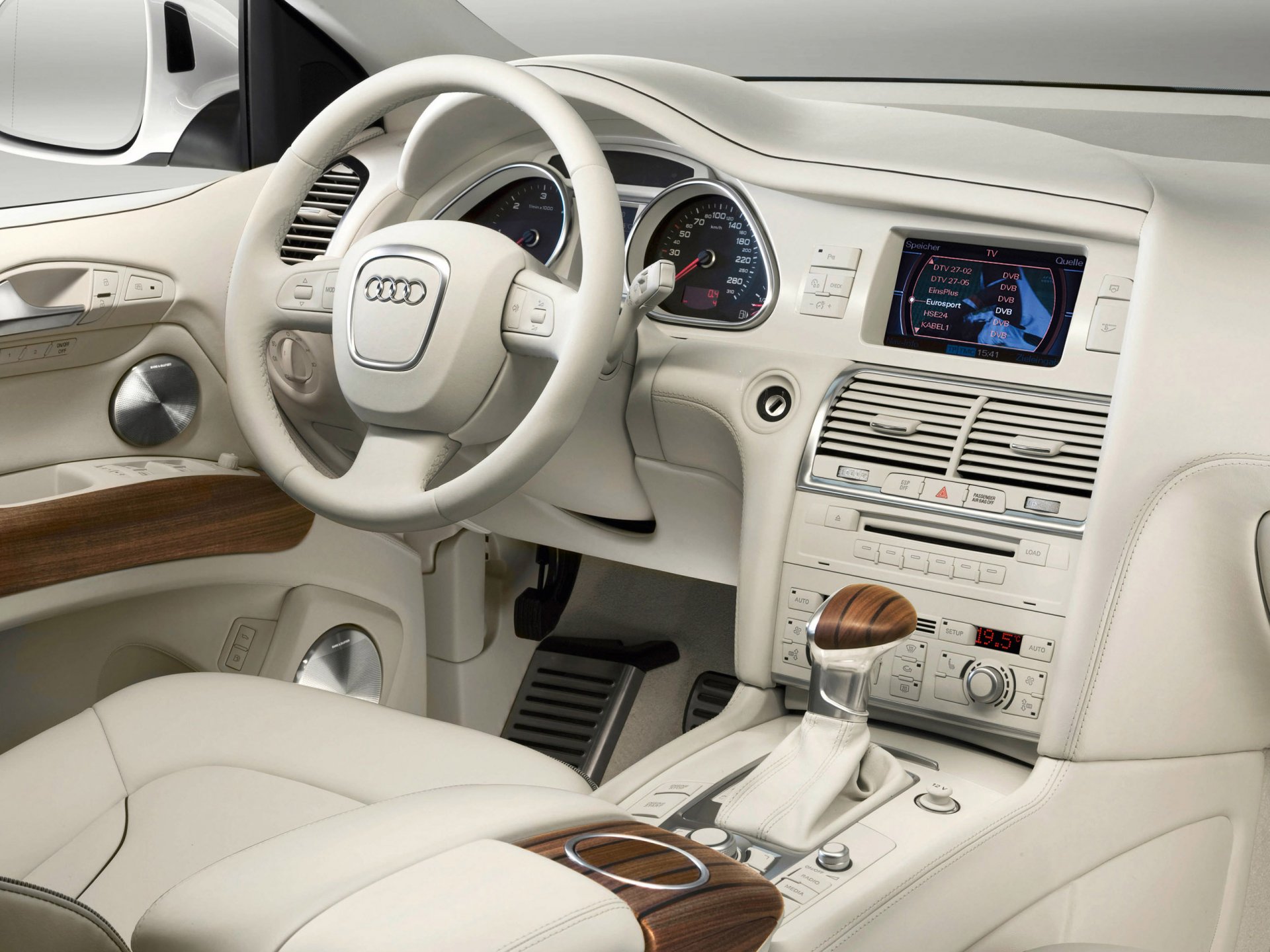 audi q7 cuir blanc