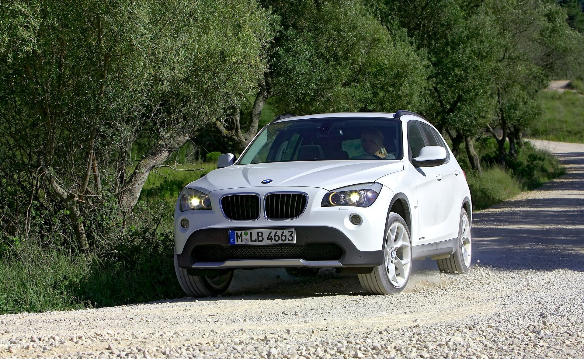 bmw samochody podkład x1