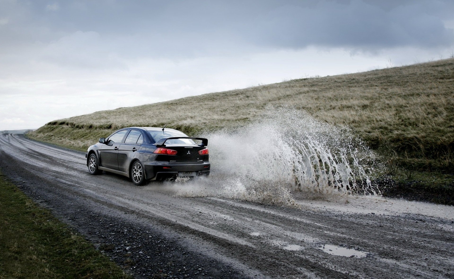 maschinen spray straße mitsubishi sport