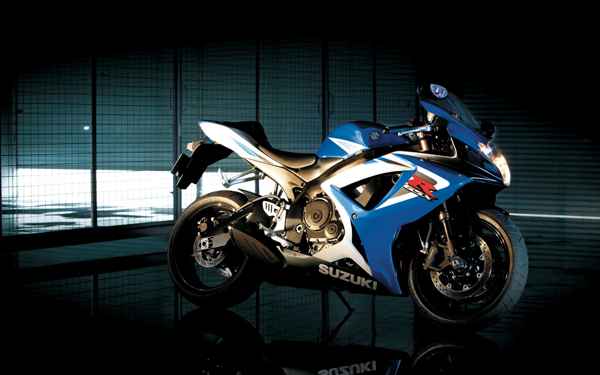 uzuki gsx r750 bike