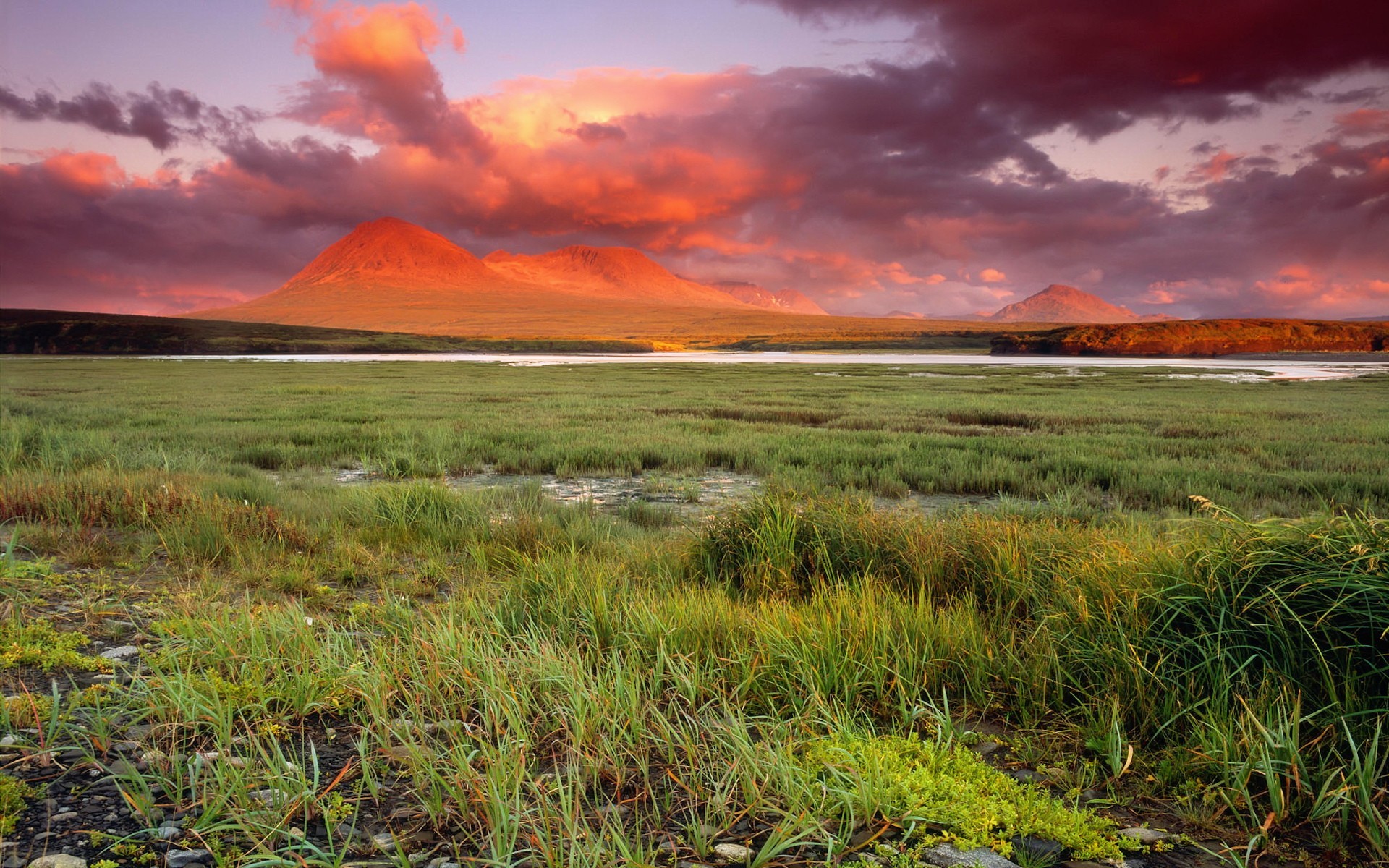 gras wolken berge