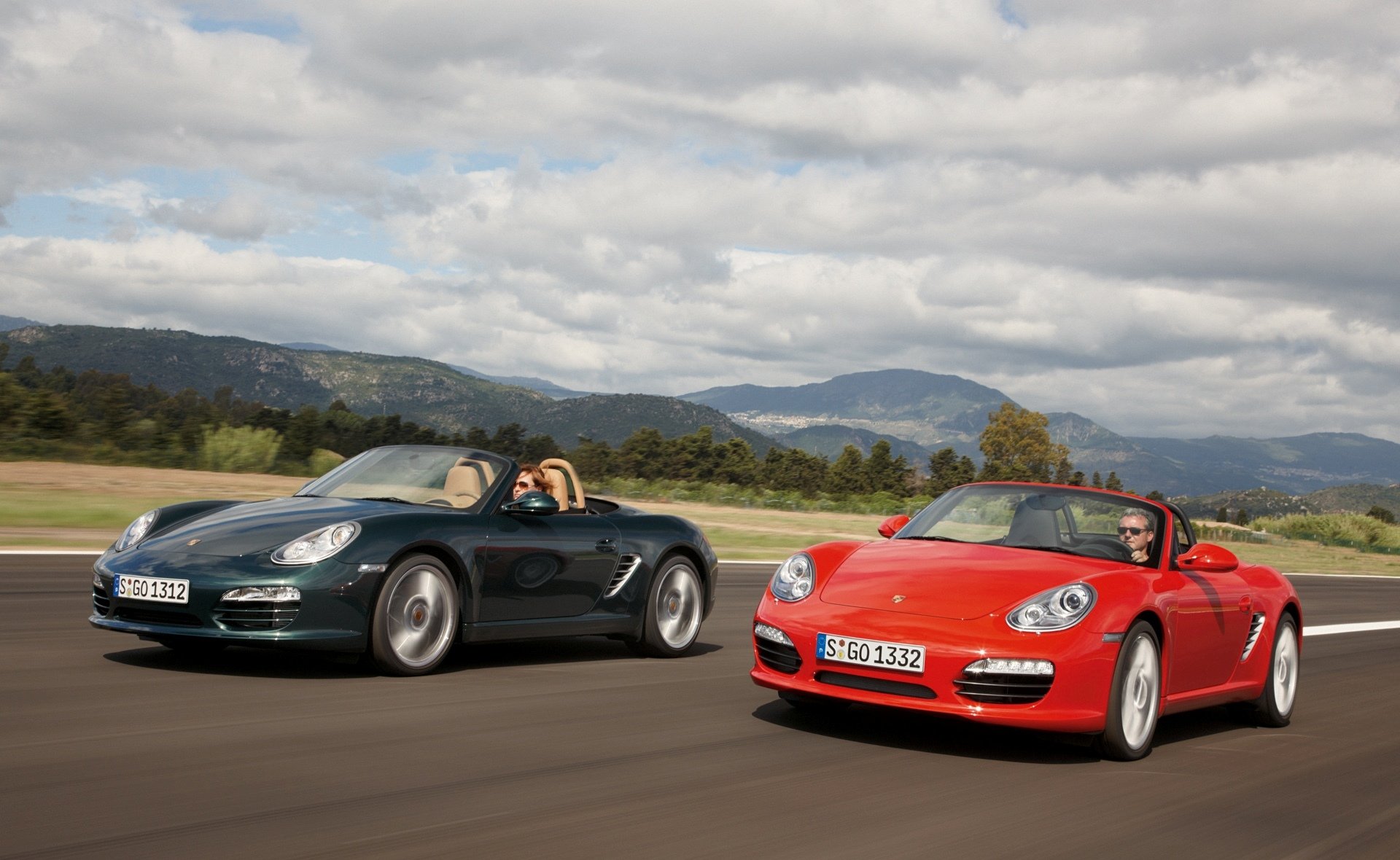 porsche rojo verde