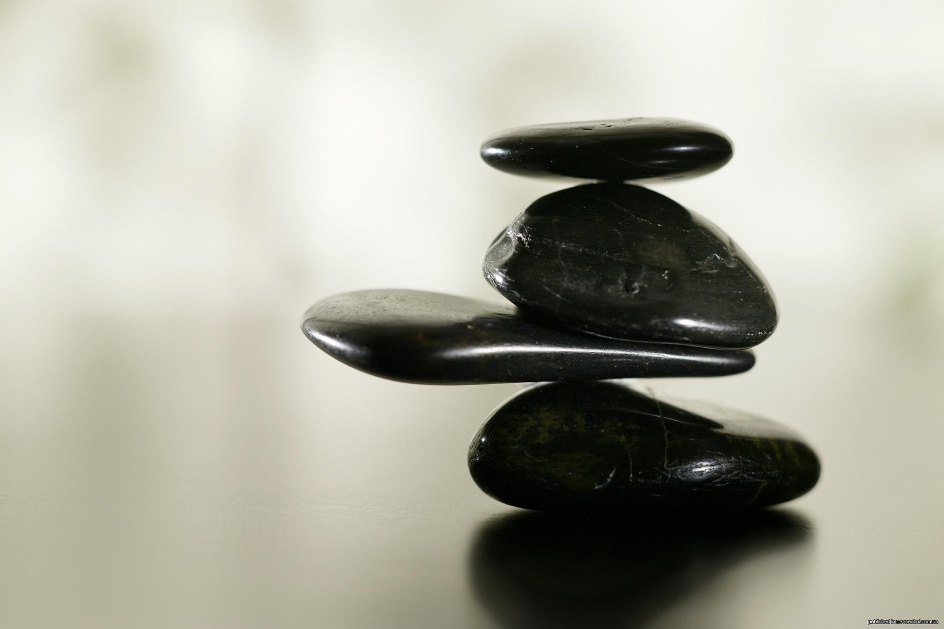 equilibrio piedras balance