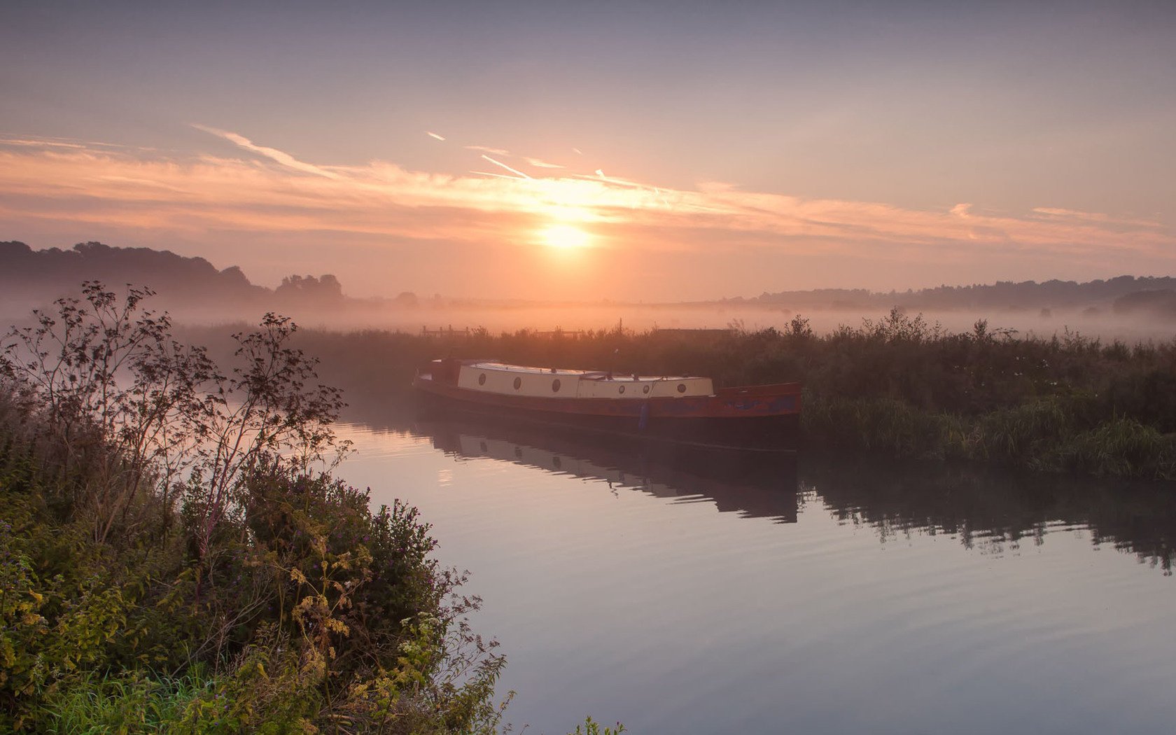 barkas river boat shore channel