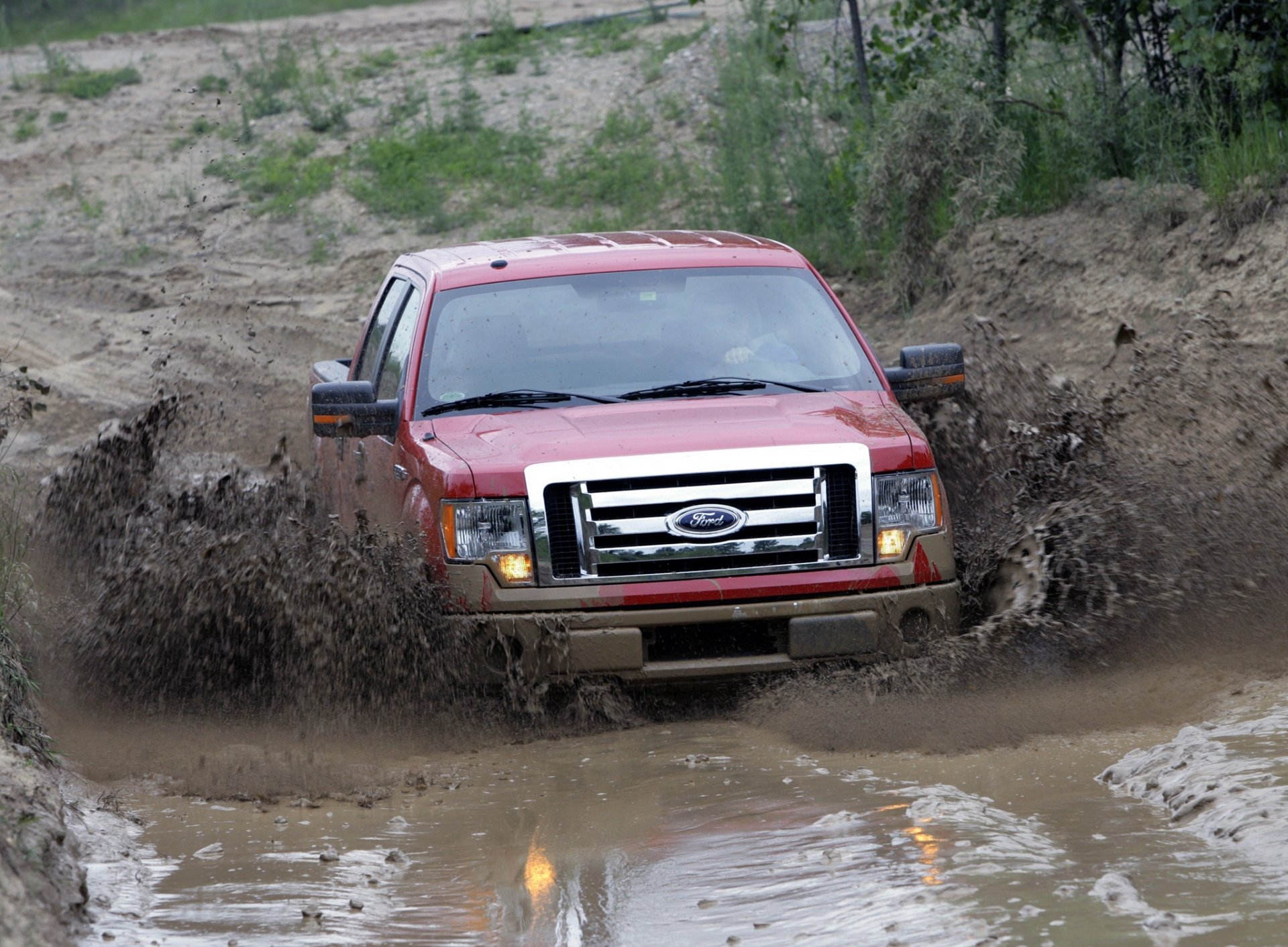 fango ford camioncino