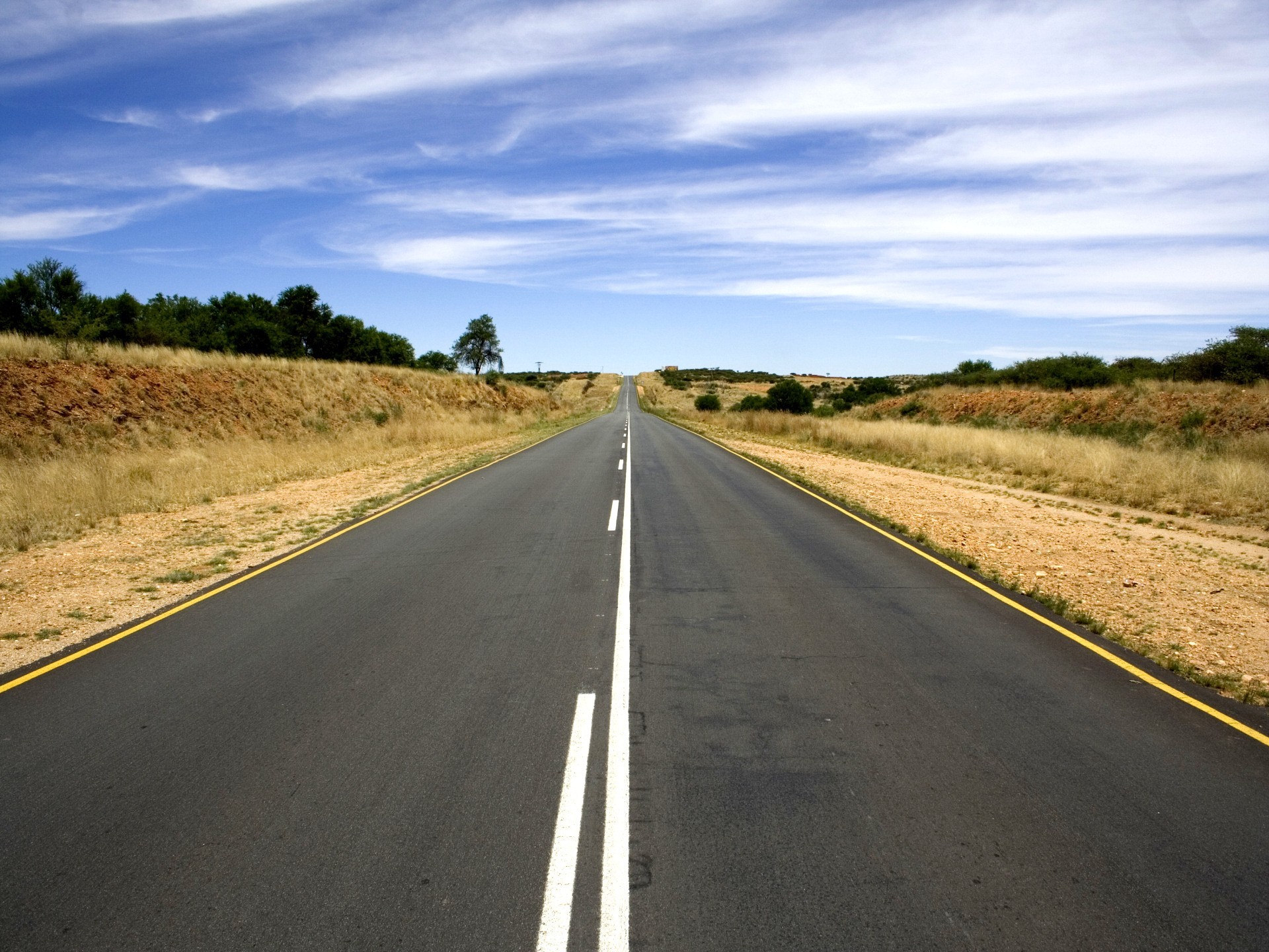 straße markierung horizont