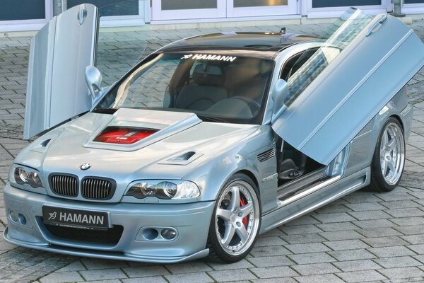 BMW deportivo Hamann en el arranque