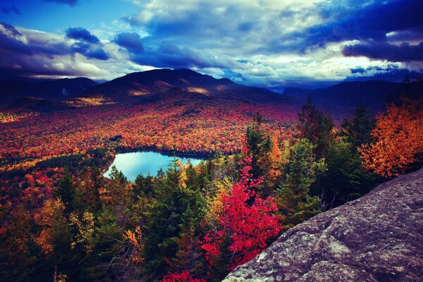 Autumn colors and the lake - view from the mountain