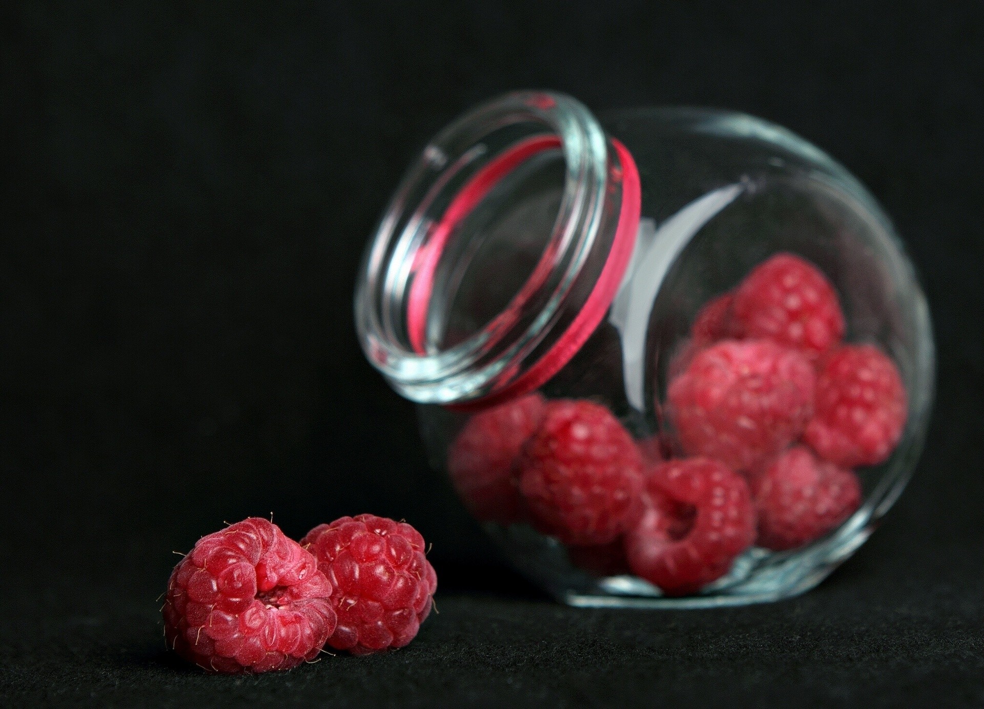 close up of the bank berries raspberry