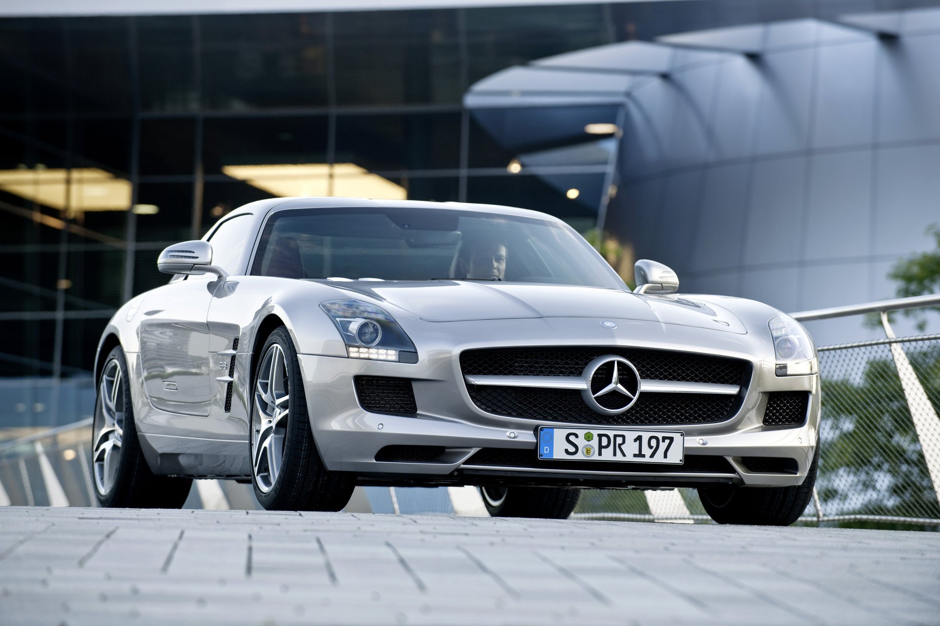 mercedes amg sls63 silver tile machine