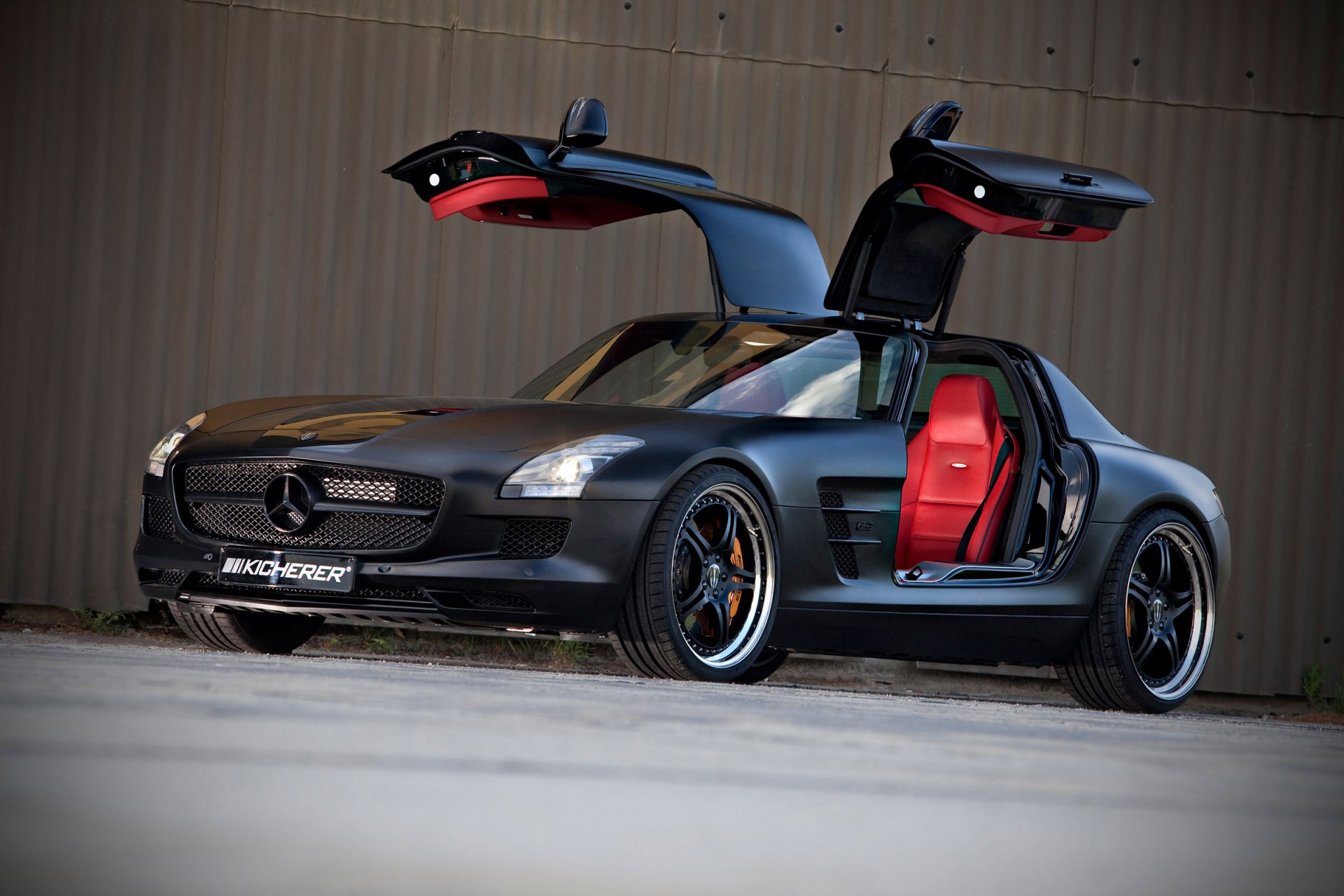 kicherer sls supersport edition black front