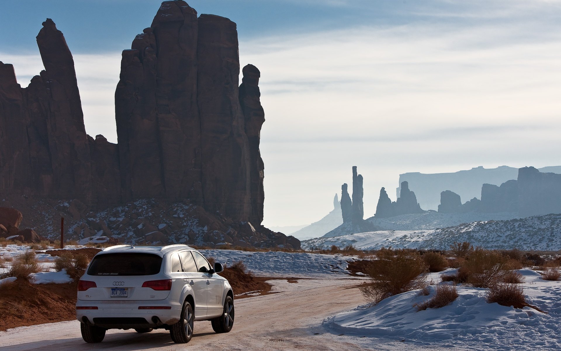 audi q7 auto paisaje nieve invierno audi carretera rocas cielo