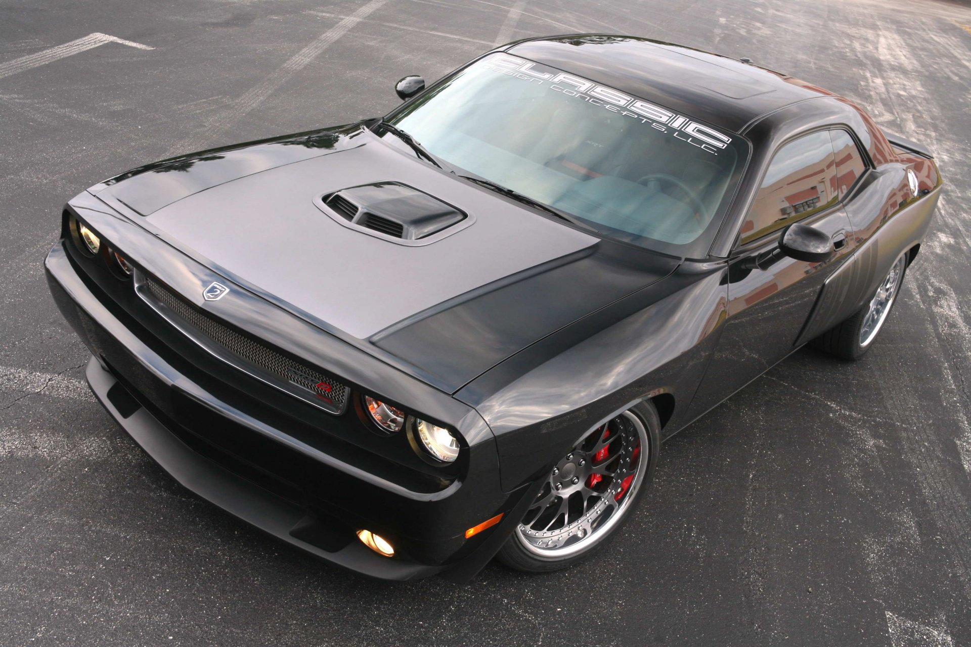 schivare challenger srt8