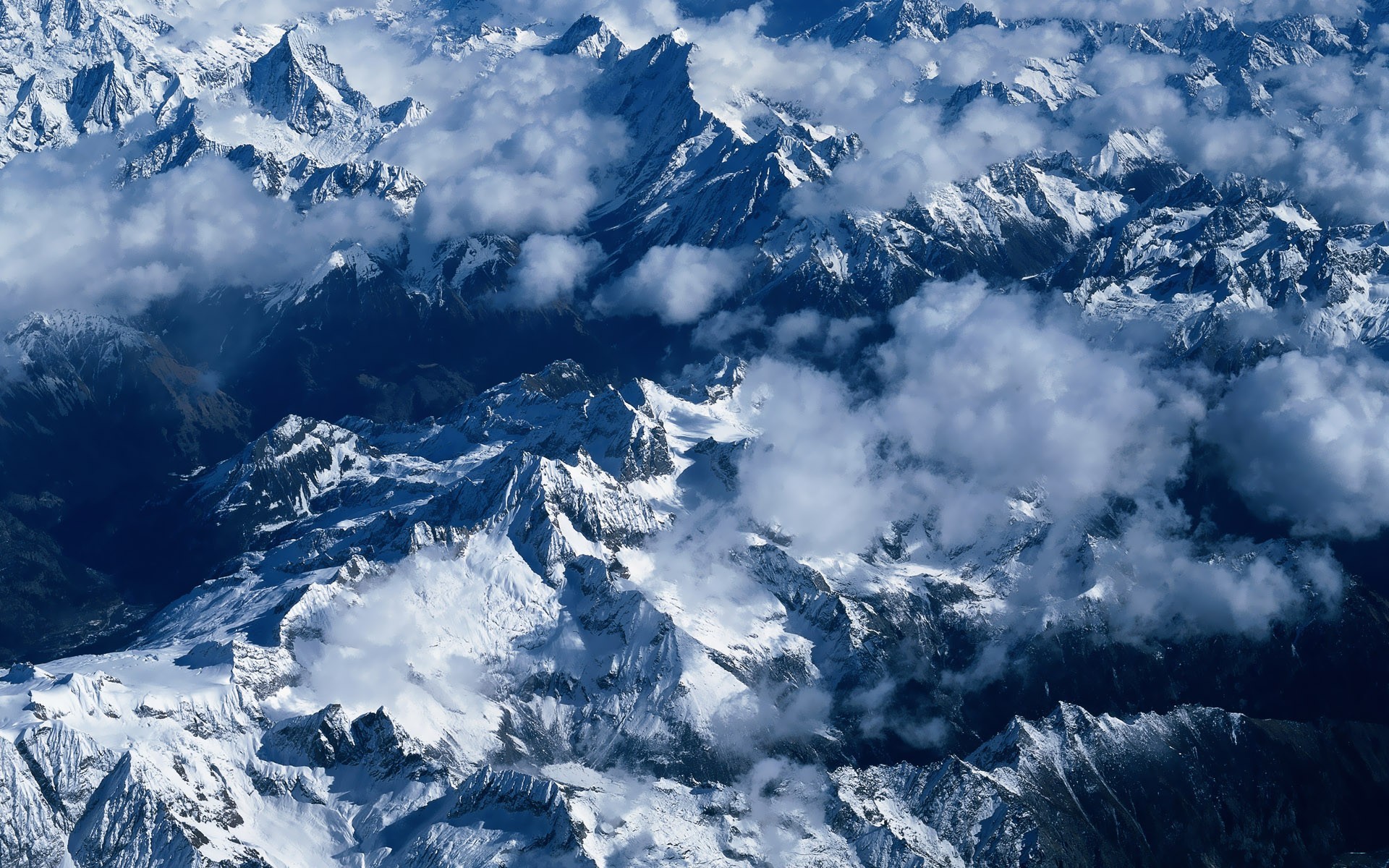 mountain clouds snow